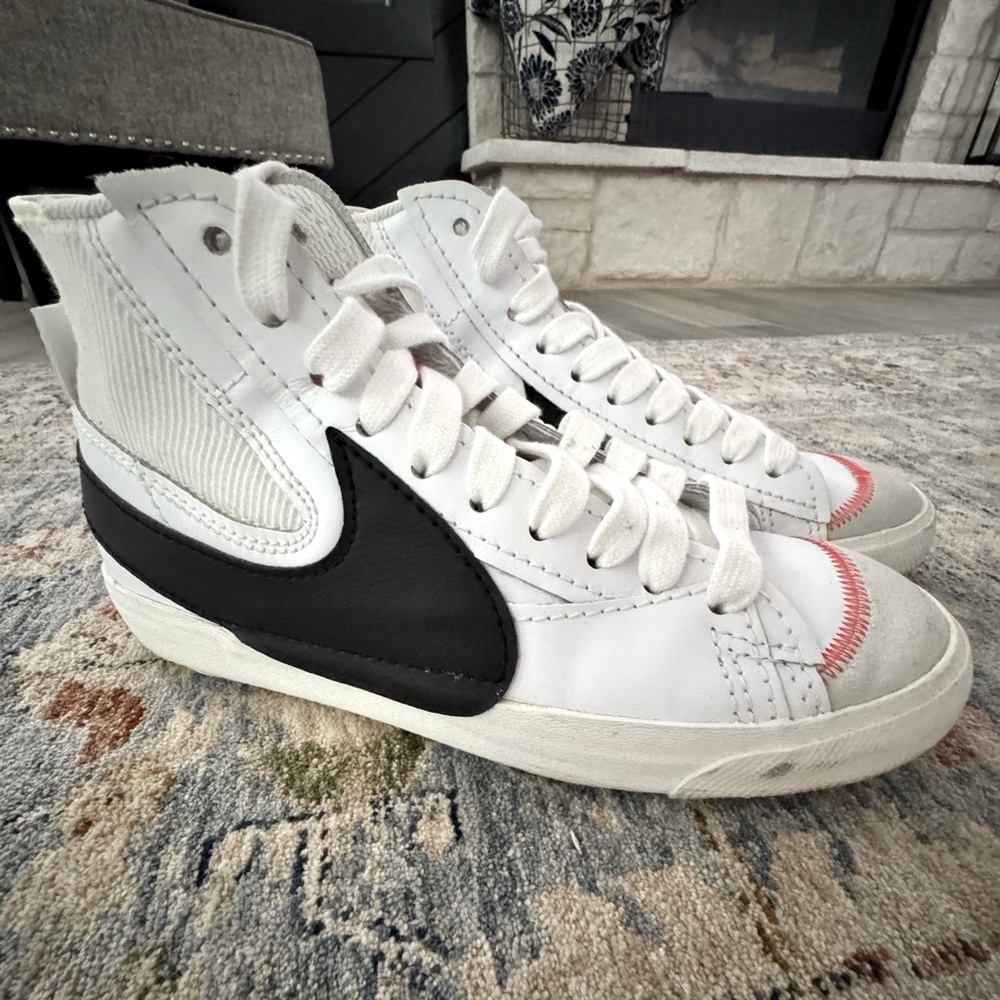 Nike Blazer Mid ‘77 Jumbo
